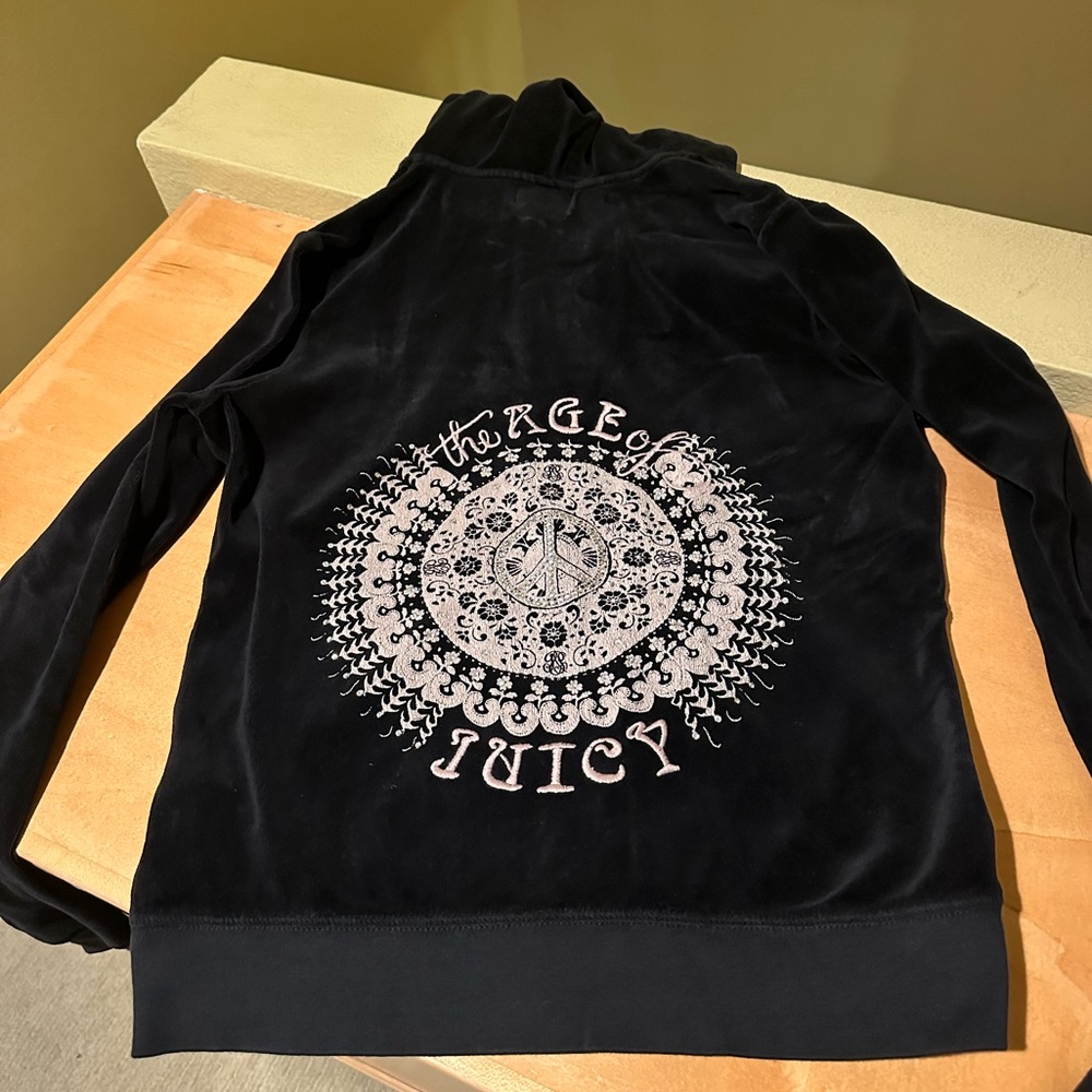 Juicy Couture Velour Jumpsuit Hoodie “The Age of Juicy” Size Large